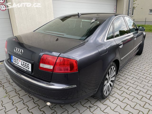 Audi A8, 3,0TDI FACELIFT BOSE - Photo 4